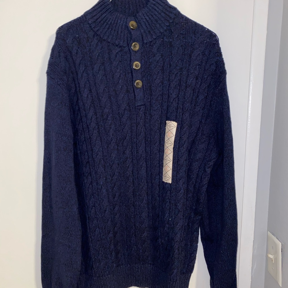 dressy crewneck with buttons